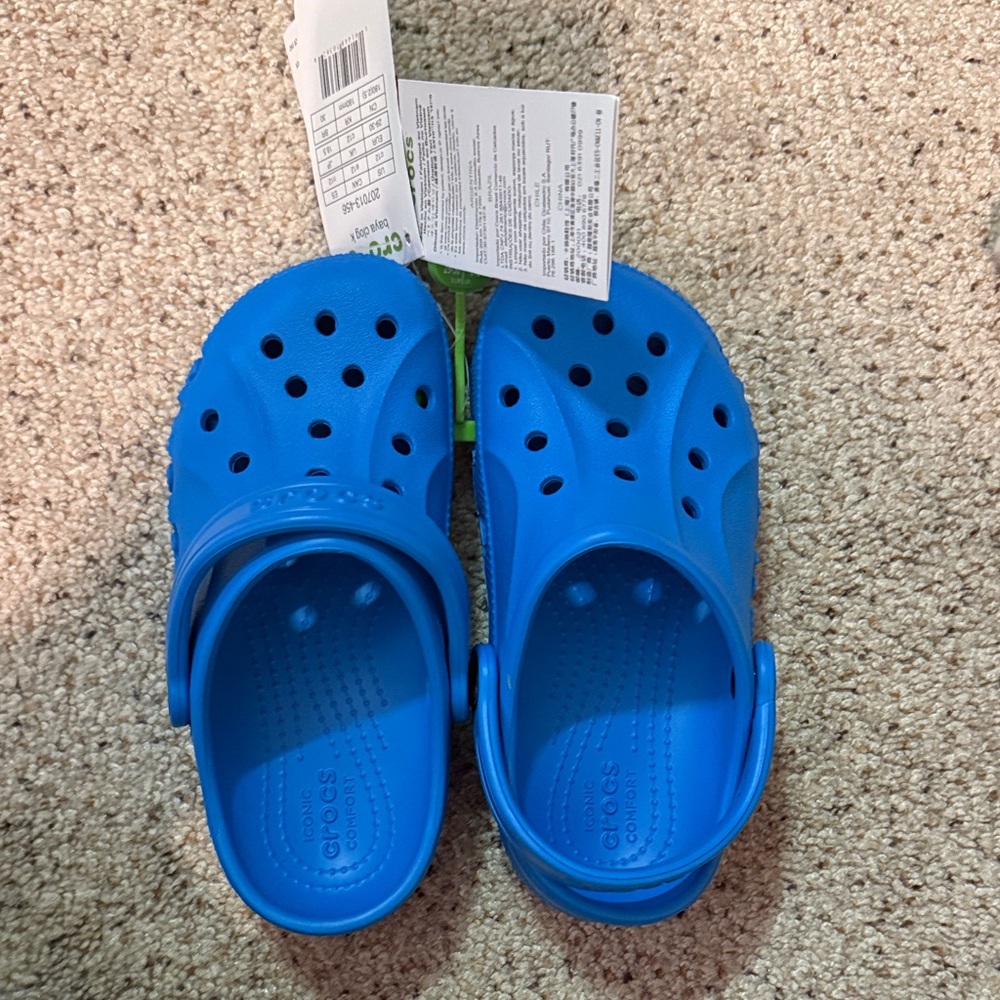 CROCS Kids Vibrant Blue Slippers